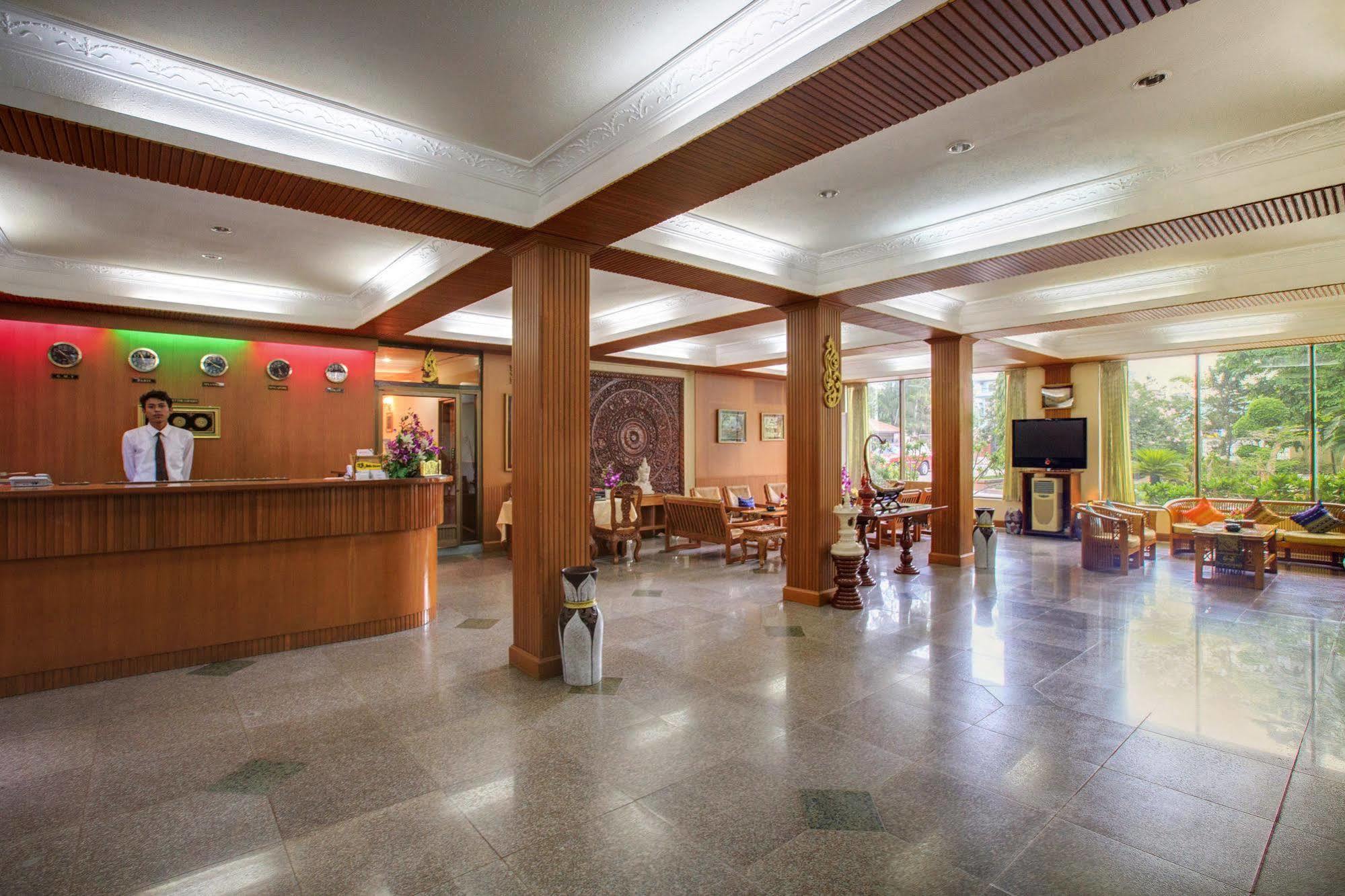 Nadi Myanmar Hotel Мандалай Екстер'єр фото