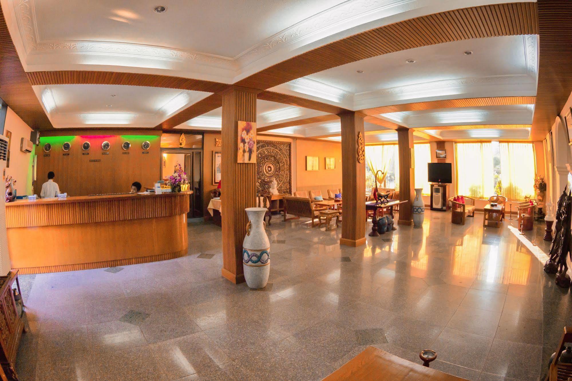 Nadi Myanmar Hotel Мандалай Екстер'єр фото