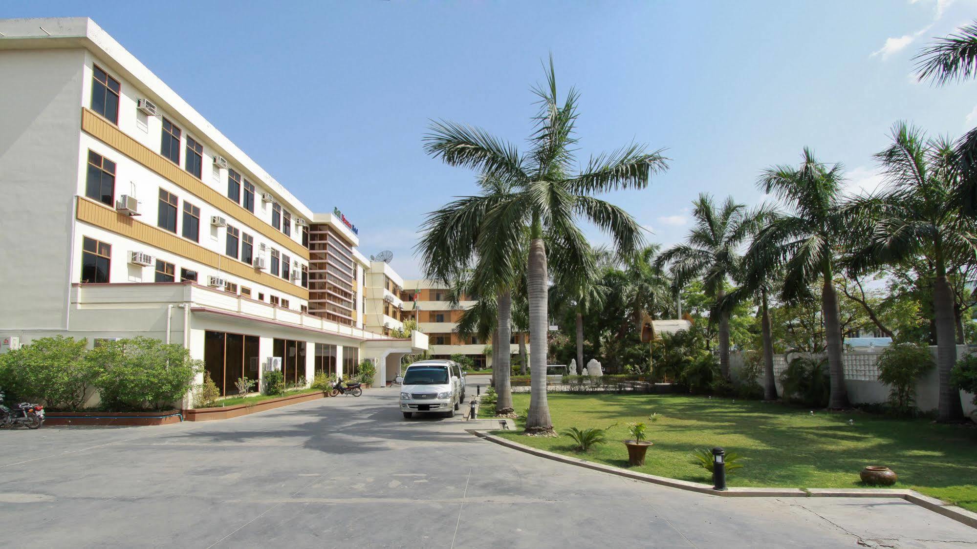 Nadi Myanmar Hotel Мандалай Екстер'єр фото