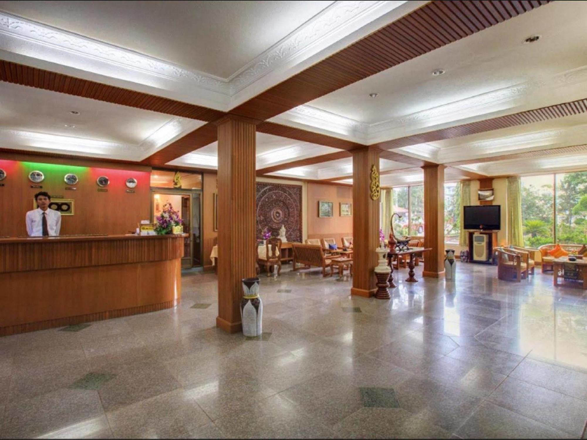 Nadi Myanmar Hotel Мандалай Екстер'єр фото