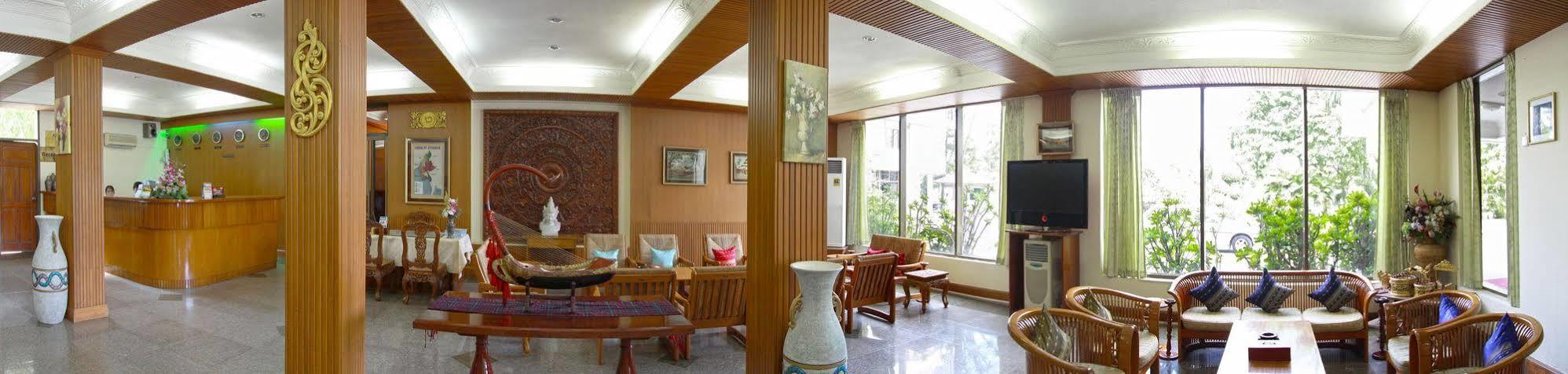 Nadi Myanmar Hotel Мандалай Екстер'єр фото